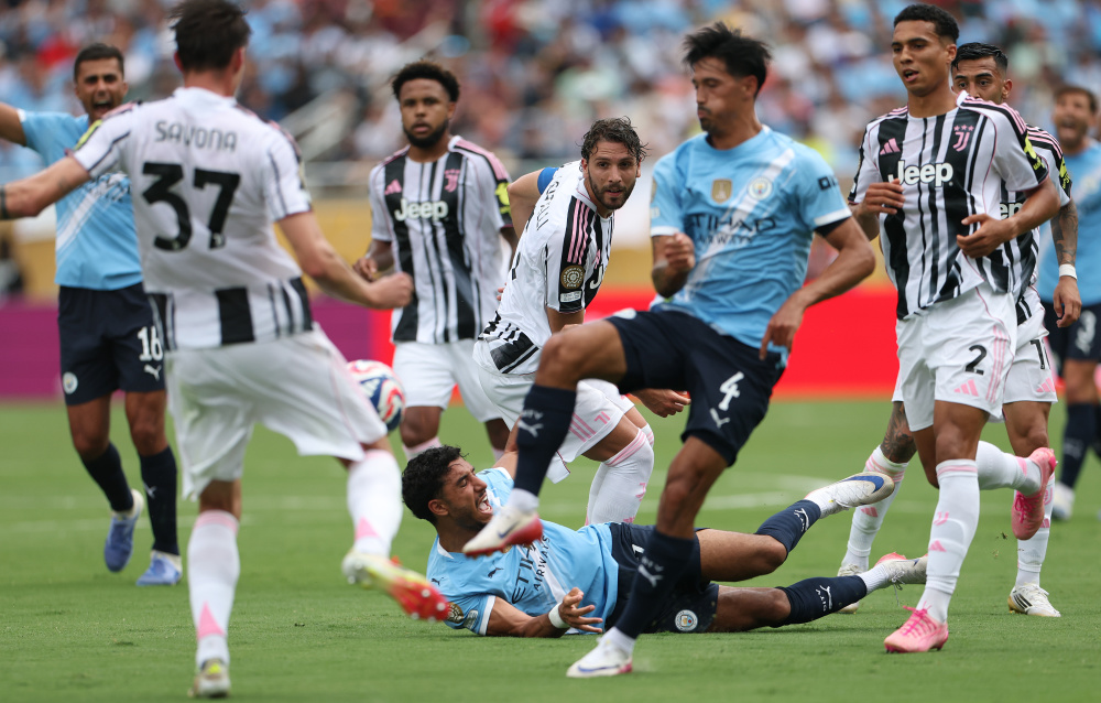 詹姆斯和欧 詹姆斯和欧