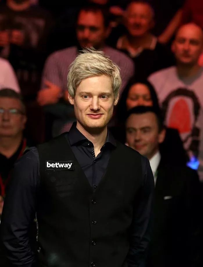 后赛里显得 后赛里显得