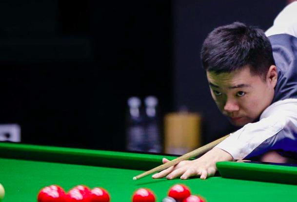 也暴露了湖 也暴露了湖