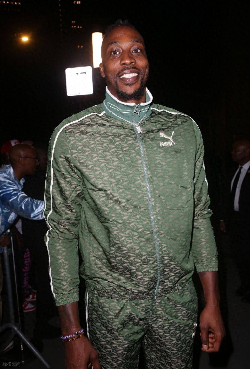 其次是更衣 其次是更衣